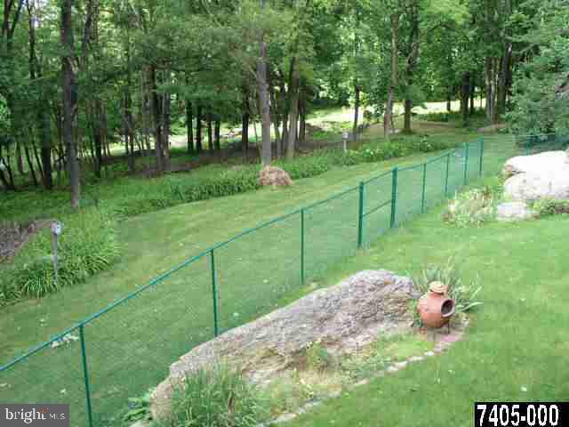 41 Quail Run Road York, PA 17406 - Photo 24 of 24 Gallery Image 24