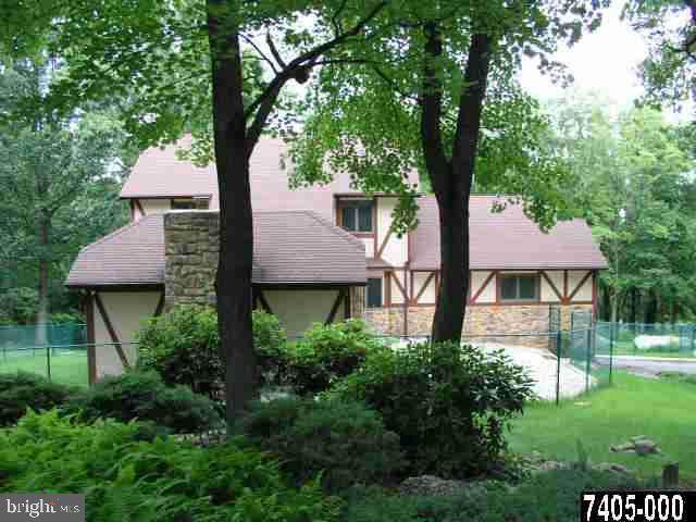 41 Quail Run Road York, PA 17406 - Photo 4 of 24 Gallery Image 4