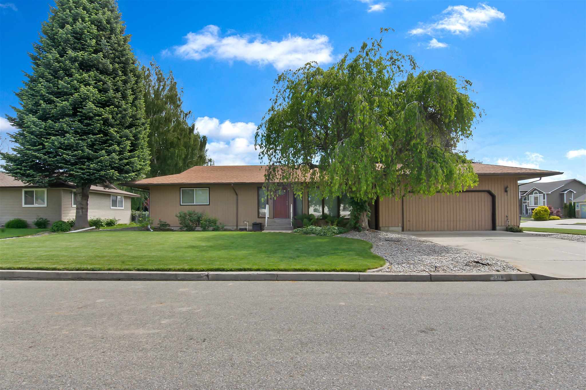 5316 North Best Road Spokane Valley, WA 99216 - Photo 1 of 29 Gallery Image 1