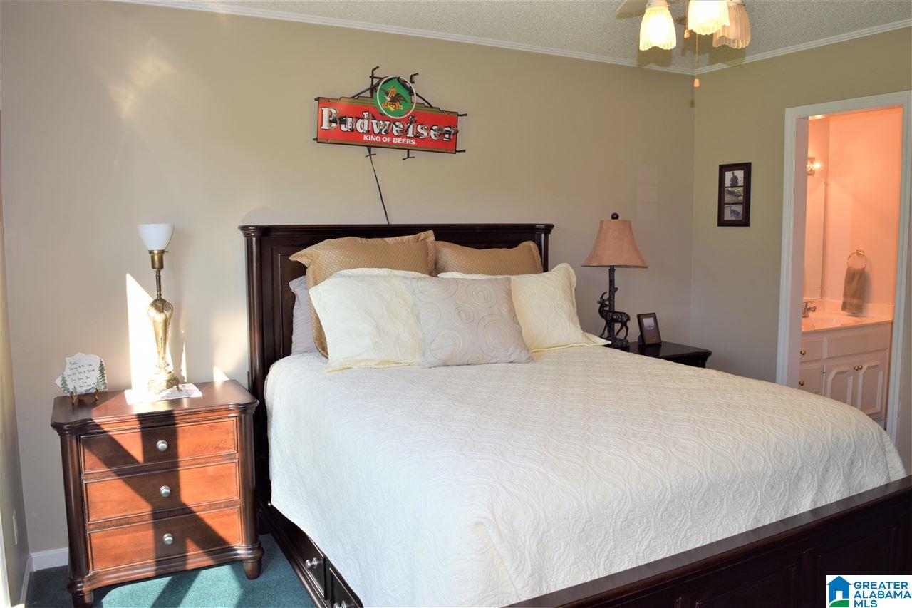 987 Charada Lake Road Rainbow City, AL 35906 - Photo 26 of 47