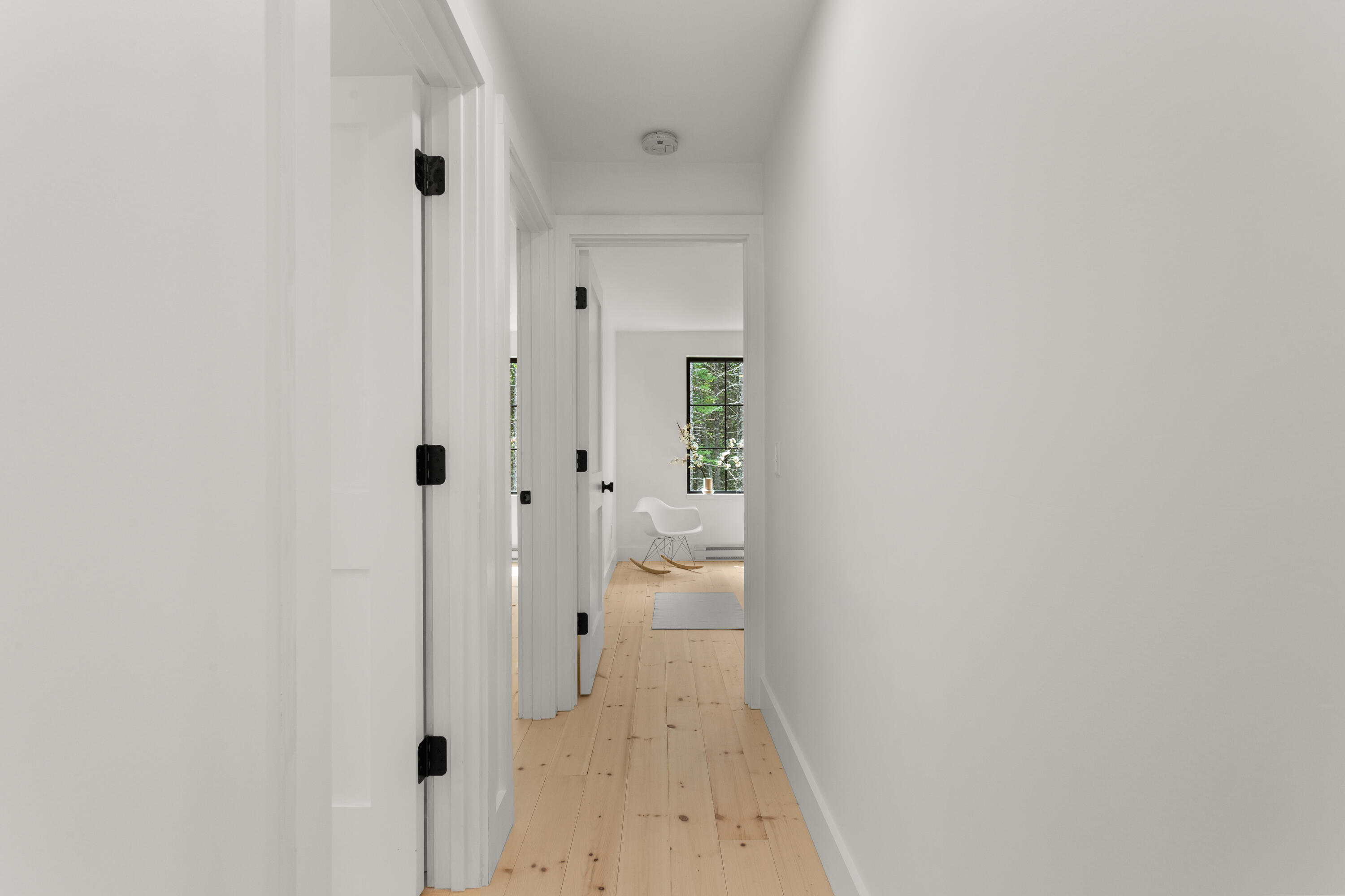 117 Flye Point Road Brooklin, ME 04616 - Photo 46 of 54 Mid Hallway View