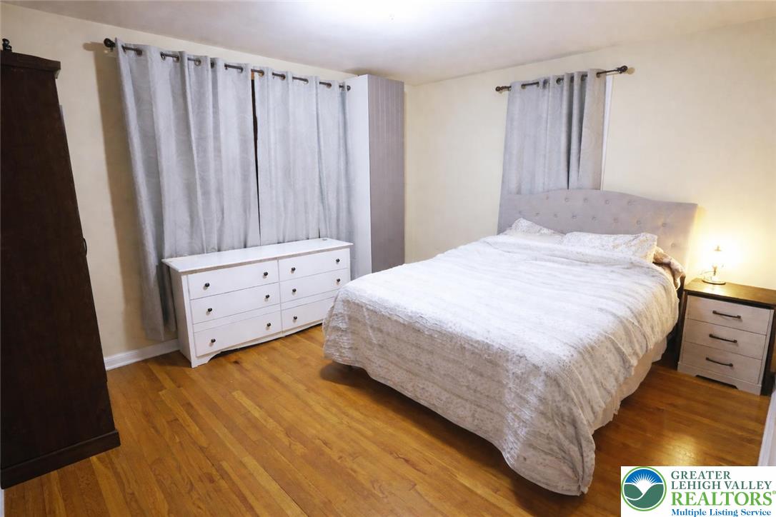1385 Macada Road Bethlehem, PA 18017 - Photo 8 of 14 Primary bedroom