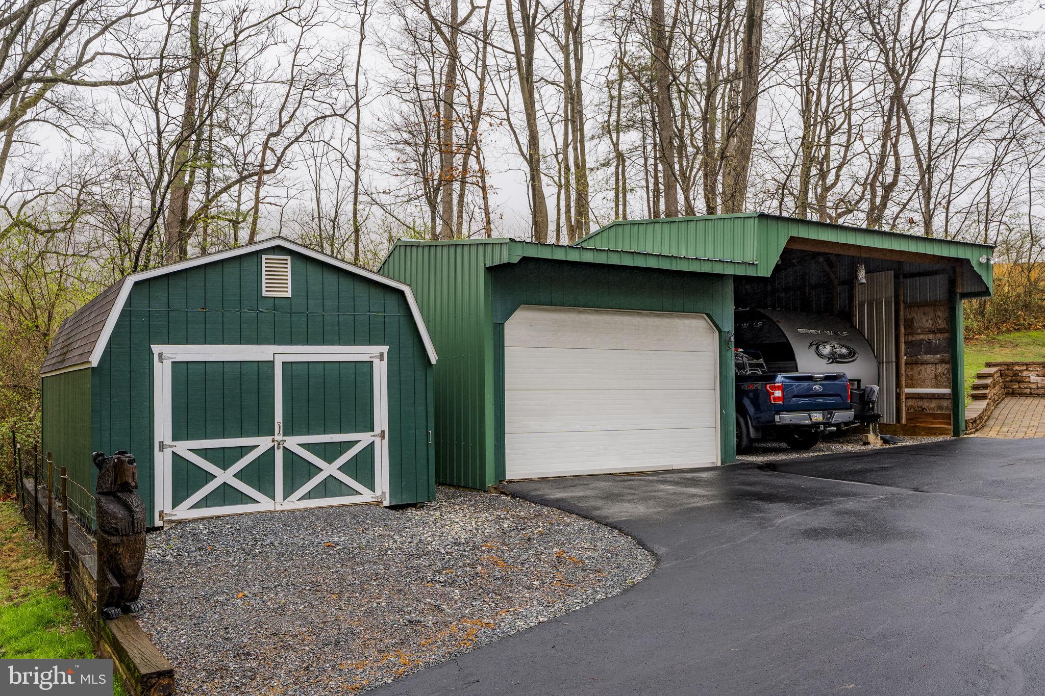 1195 Seglock Road Stevens, PA 17578 - Photo 30 of 33 a view of garage and deck