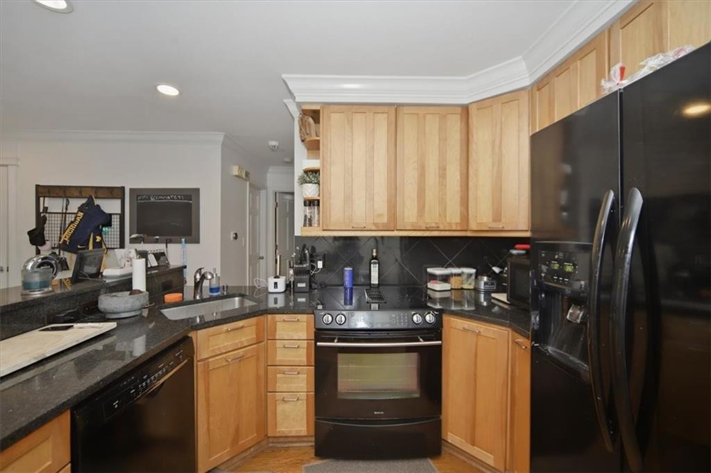 546 Allen Road Northeast, Unit B Atlanta, GA 30324 - Photo 12 of 38