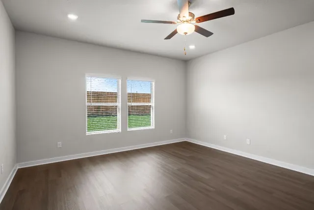 $338,500 | 177 Sleep Hollow, Jarrell, TX 76537