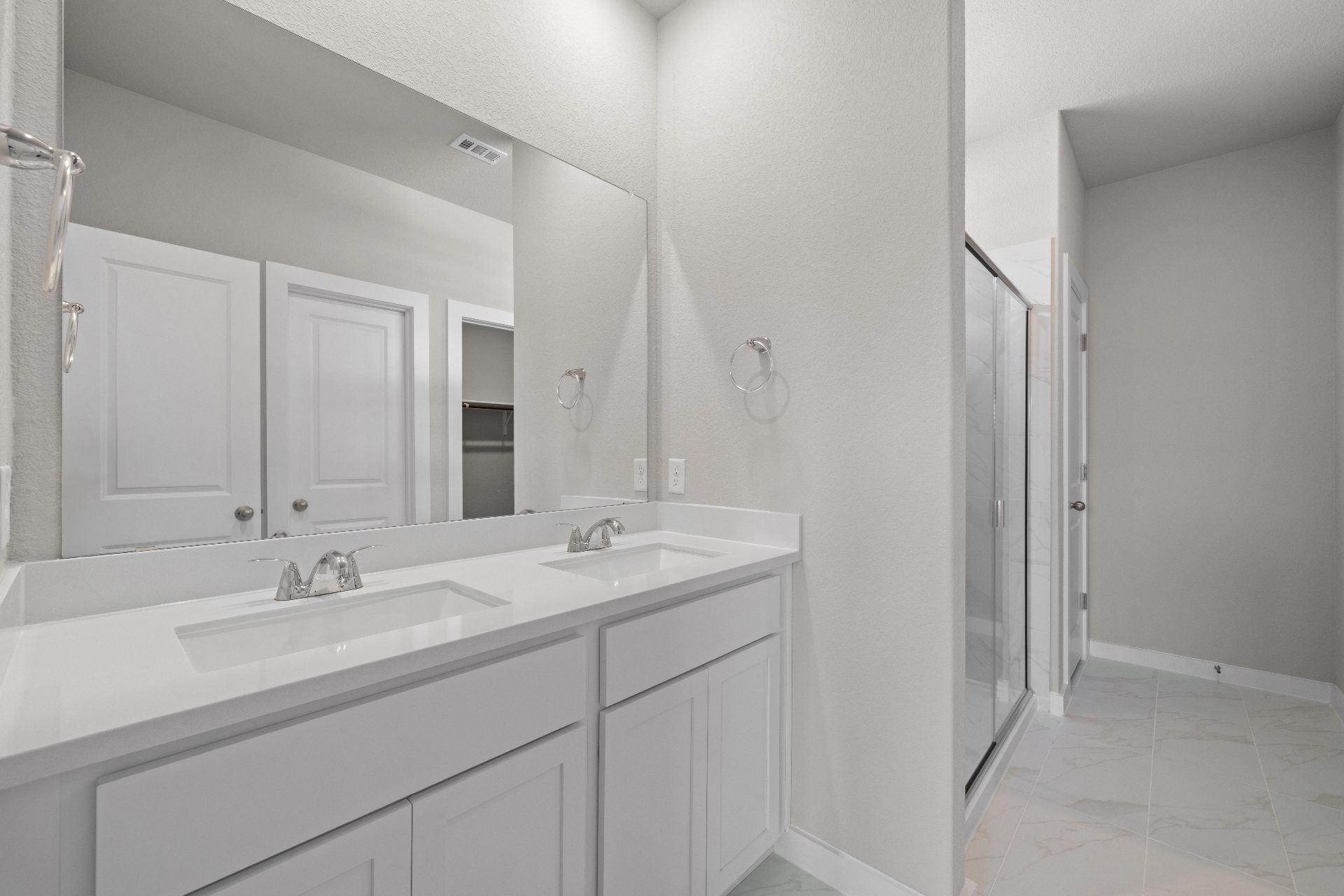 177 Sleep Hollow Jarrell, TX 76537 - Photo 16 of 27 Primary Bath retreat with dual vanities