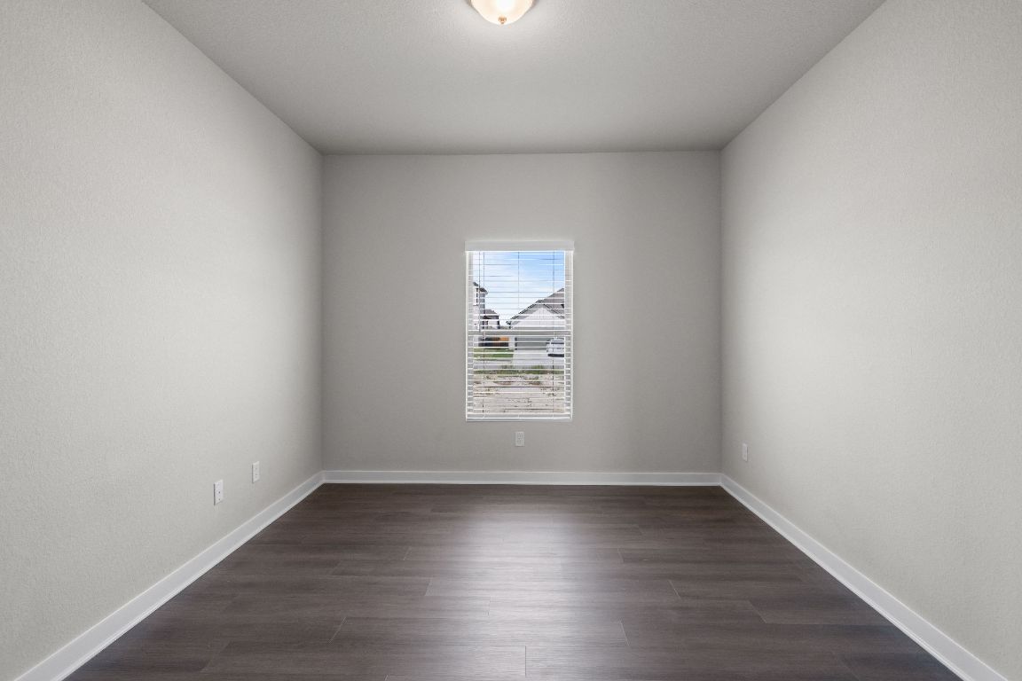 177 Sleep Hollow Jarrell, TX 76537 - Photo 19 of 27 Flex Room