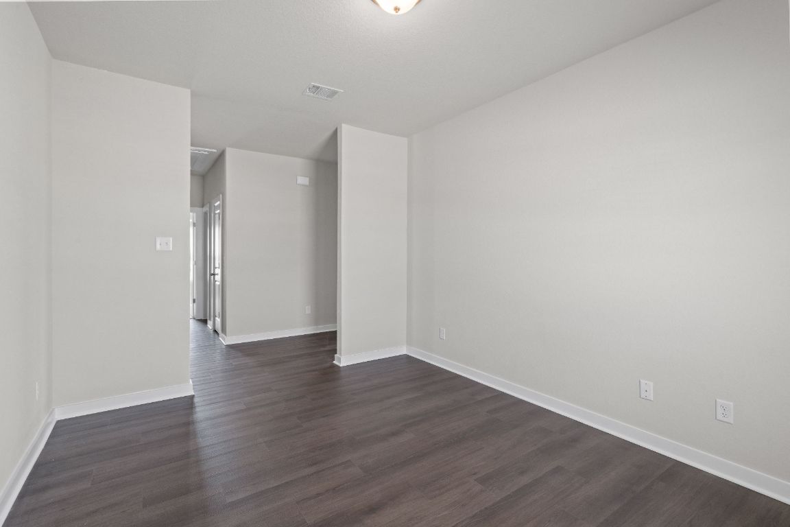 177 Sleep Hollow Jarrell, TX 76537 - Photo 20 of 27 Flex Room