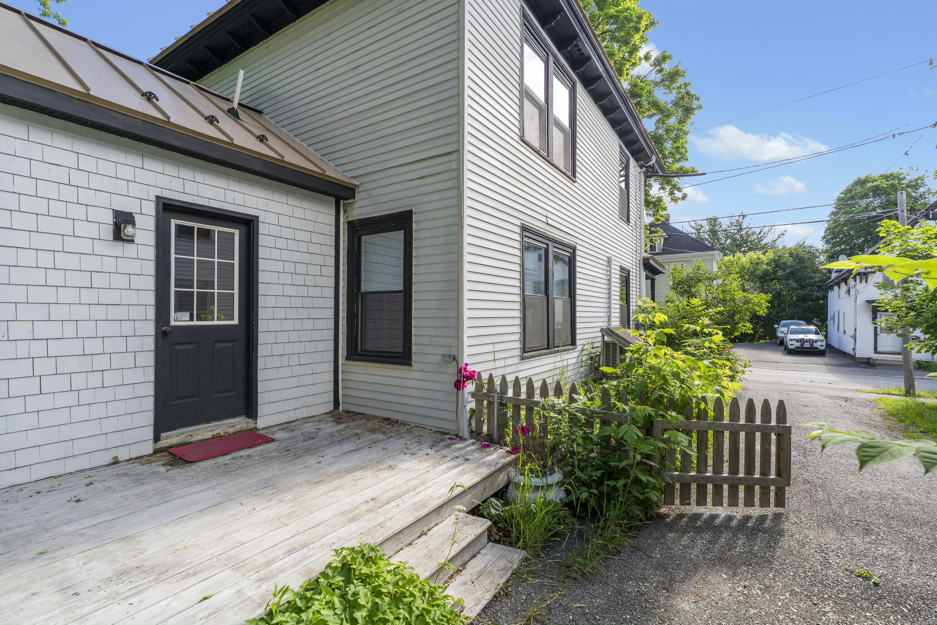 80 Pearl Street Bangor, ME 04401 - Photo 3 of 54 DSC08204