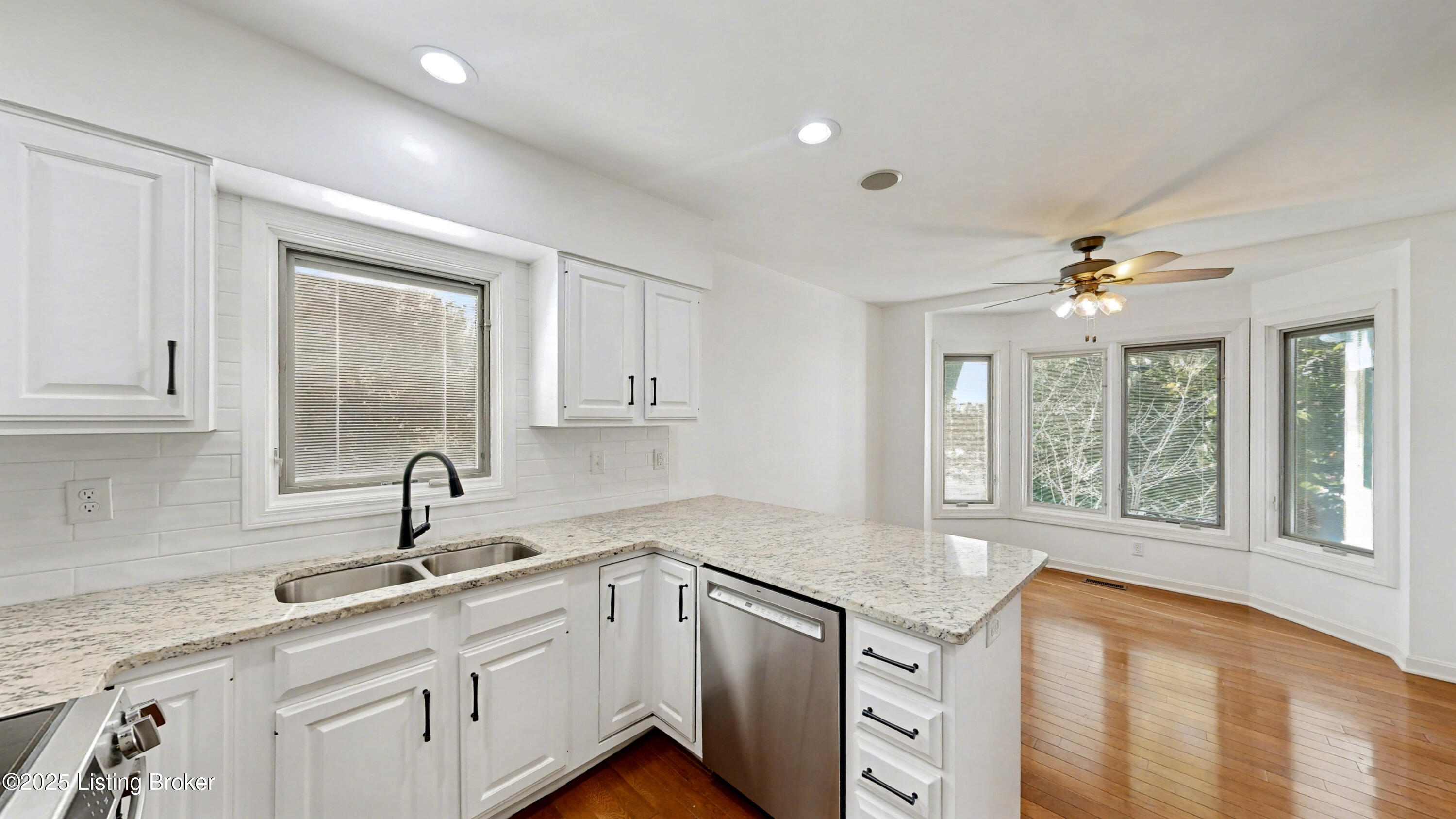 14400 Maple Ridge Place Louisville, KY 40245 - Photo 20 of 67 14400 Maple Ridge Place-16