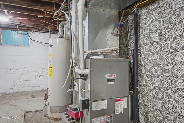 $297,000 | 26 Everett Road, Colonie, NY 12205