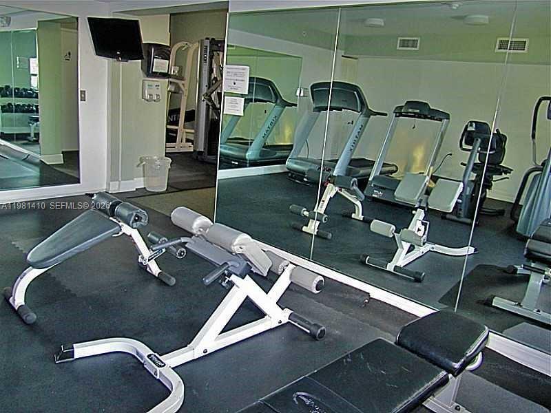 816 Northwest 11th Street, Unit 1108 Miami, FL 33136 - Photo 18 of 23