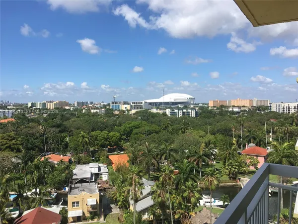 $2,600 | 816 Northwest 11th Street, Unit 1108, Miami, FL 33136