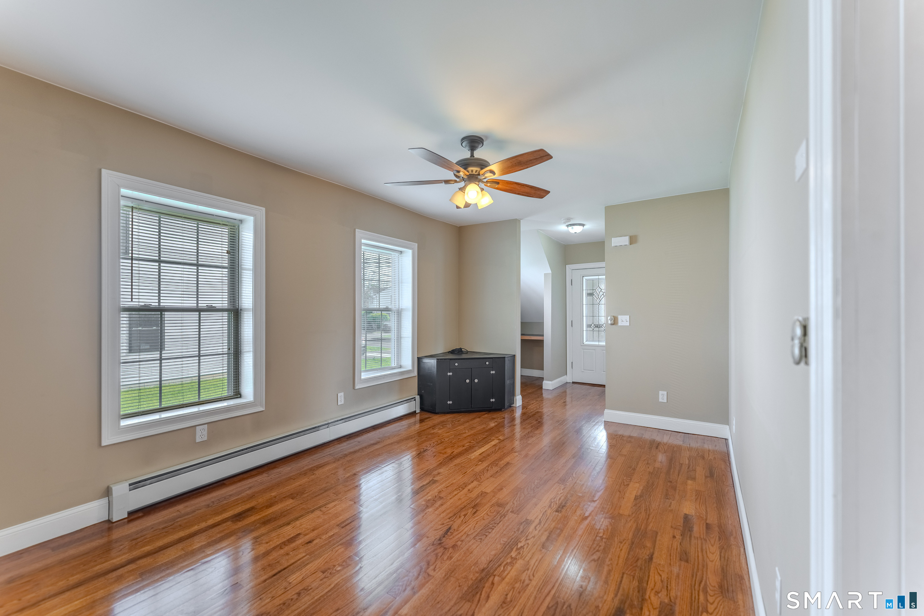 31 Suffield Street Windsor Locks, CT 06096 - Photo 2 of 22