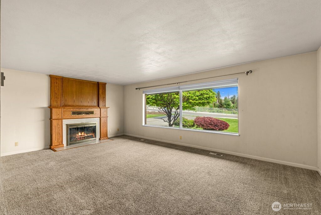 1909 Springwater Avenue Wenatchee, WA 98801 - Photo 11 of 34