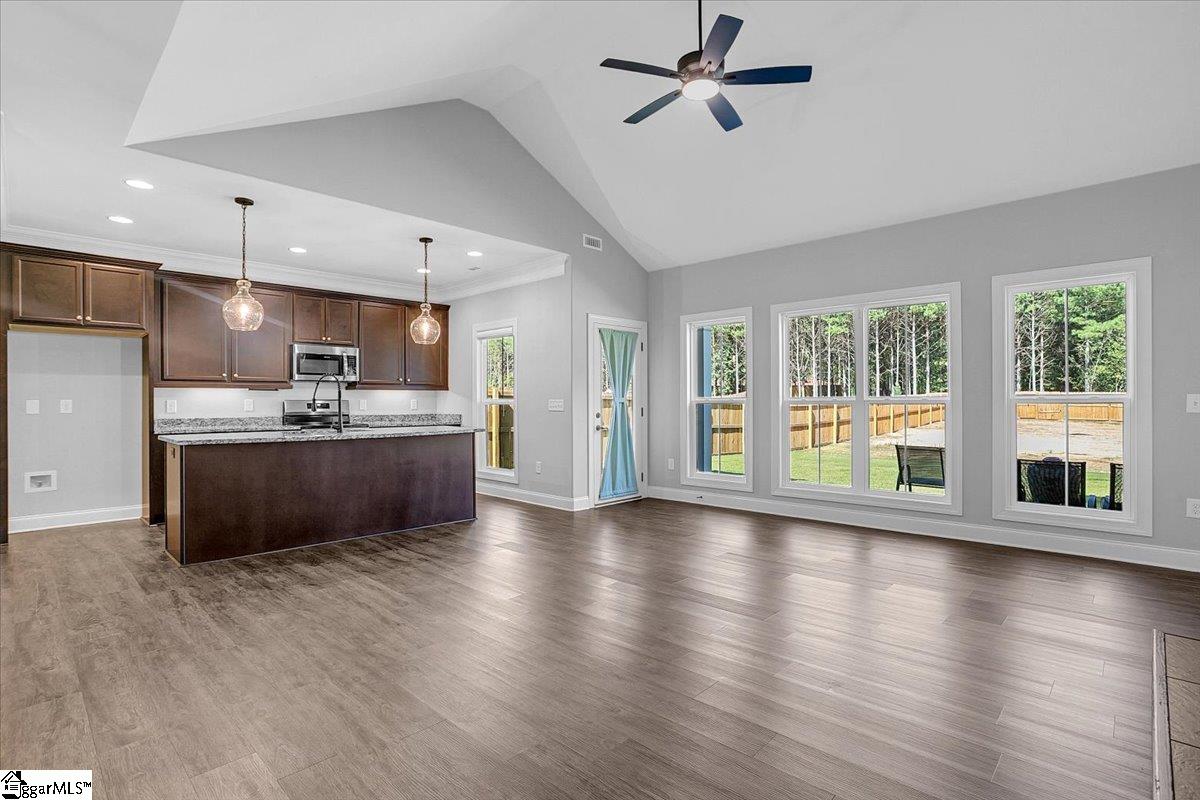 309 Palmetto Road Pelzer, SC 29669 - Photo 6 of 38