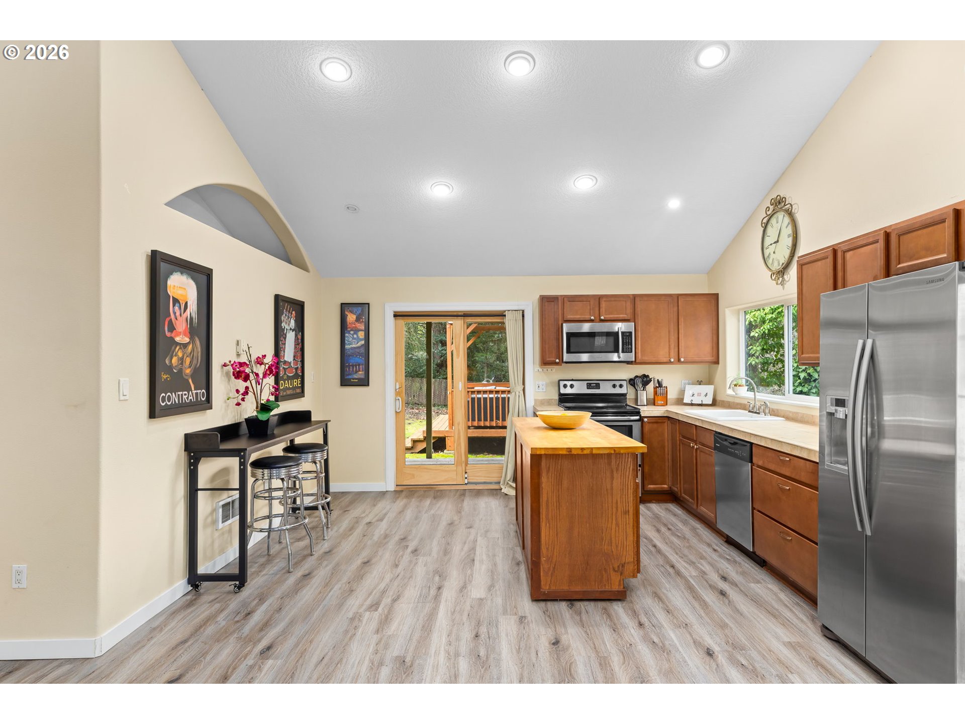 855 Northwest 114th Avenue Portland, OR 97229 - Photo 10 of 41