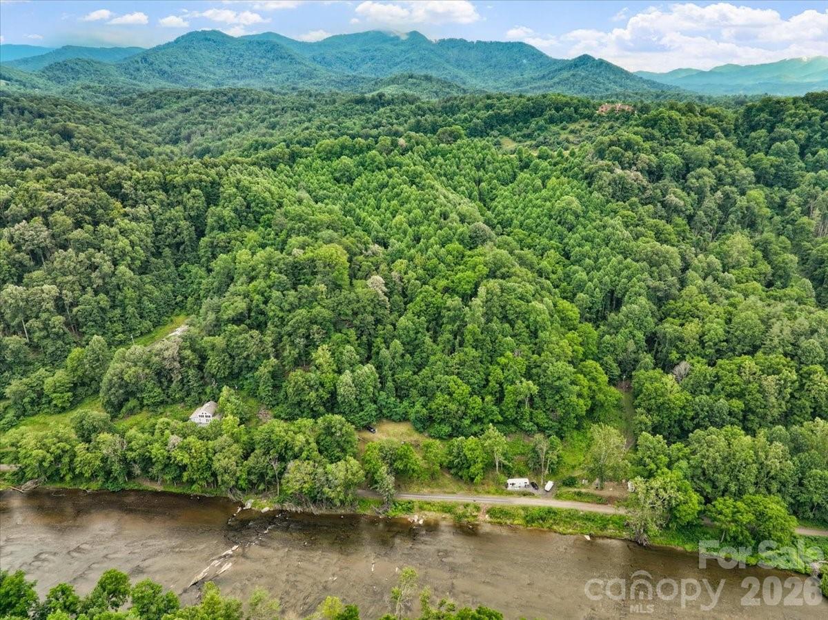 2079 Roses Branch Road Bakersville, NC 28705 - Photo 13 of 20
