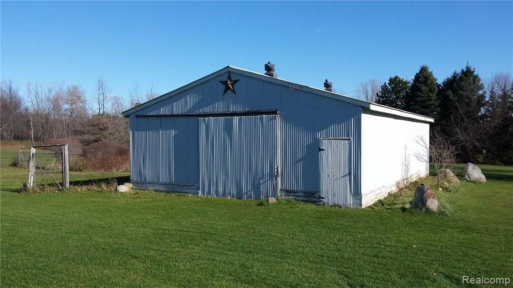 14058 Foley Road Capac, MI 48014 - Photo 15 of 20