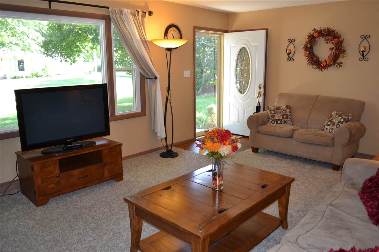 5314 Ann Hackley Road Fort Wayne, IN 46835 - Photo 5 of 16