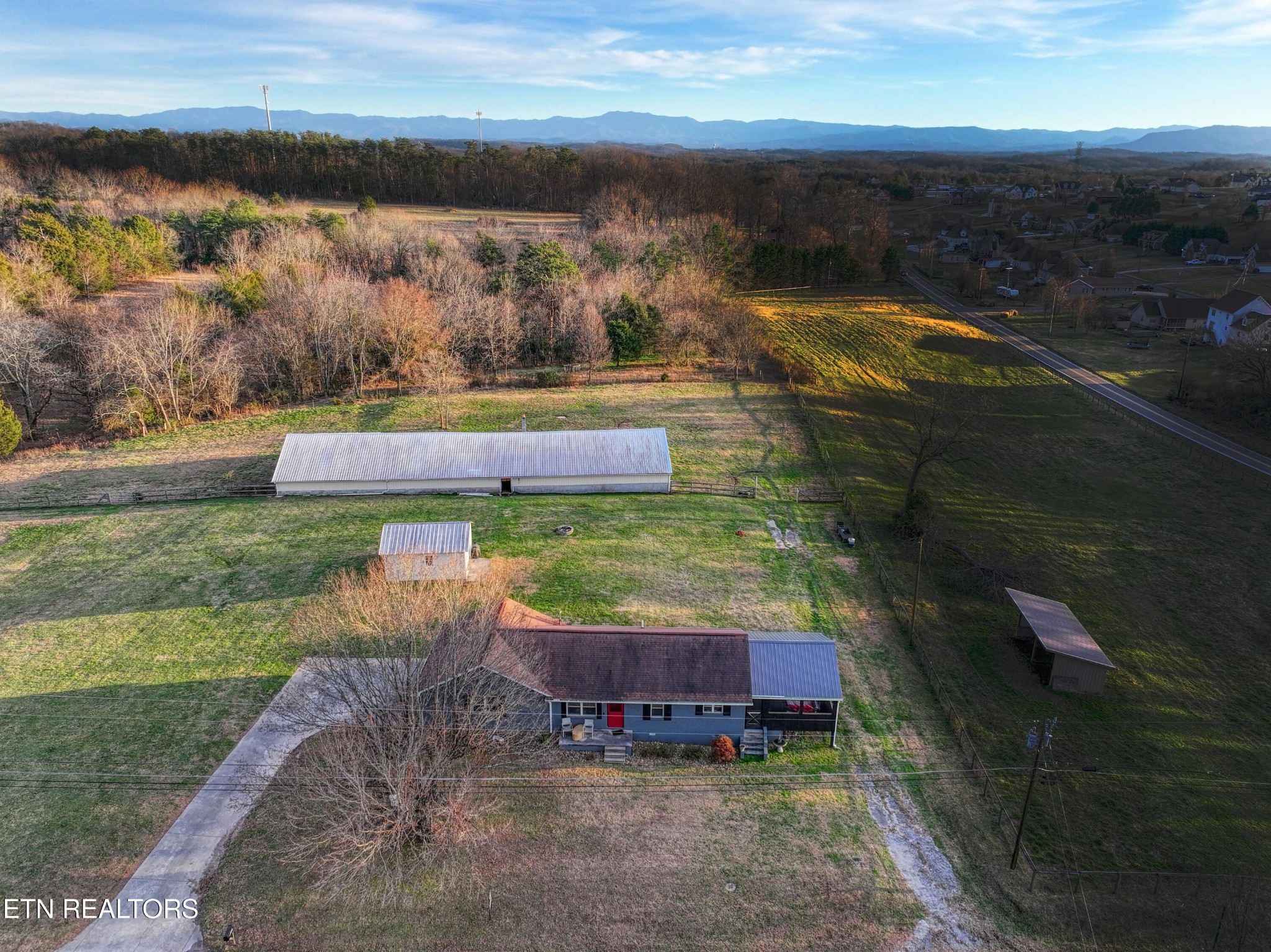 2415 Riddle Road New Market, TN 37820 - Photo 5 of 41 Gallery Image 5