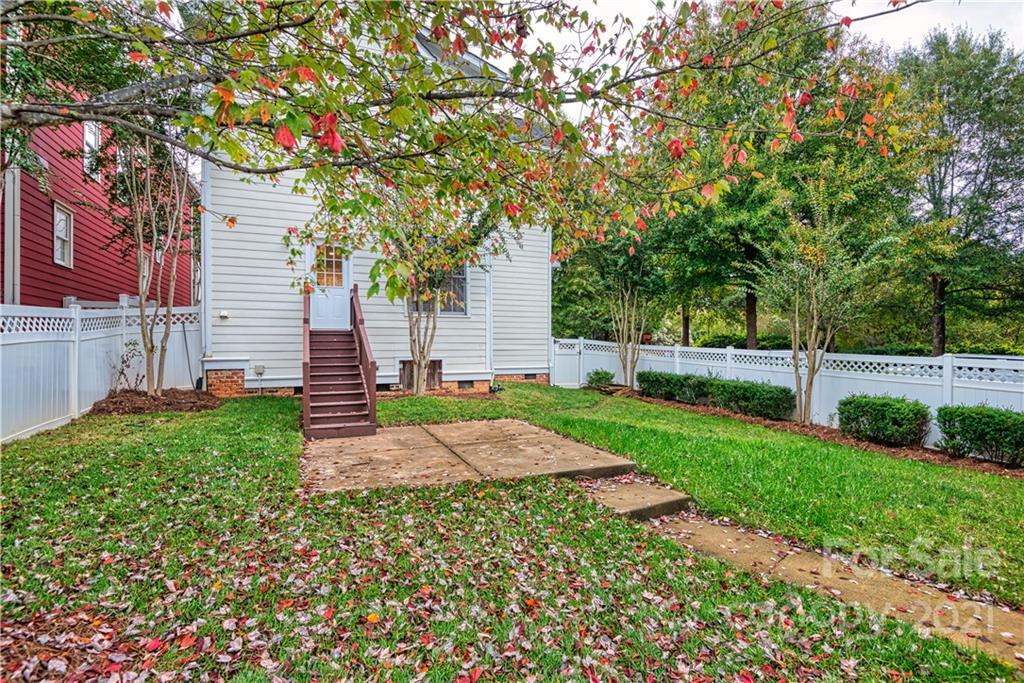 1183 Springmaid Avenue Fort Mill, SC 29708 - Photo 20 of 31 a front view of a house with garden