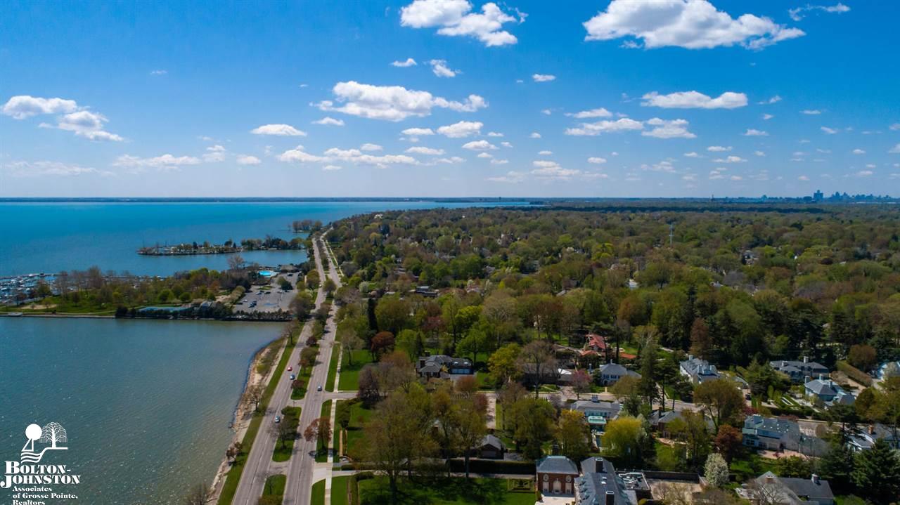 415 Lake Shore Road Grosse Pointe Farms, MI 48236 - Photo 3 of 41