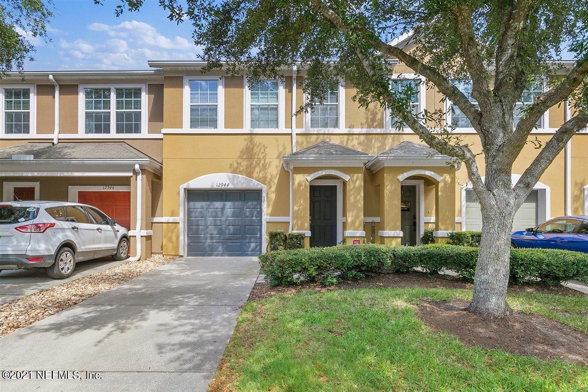 12944 Spring Rain Road Jacksonville, FL 32258 - Photo 2 of 19 01-Exterior Front
