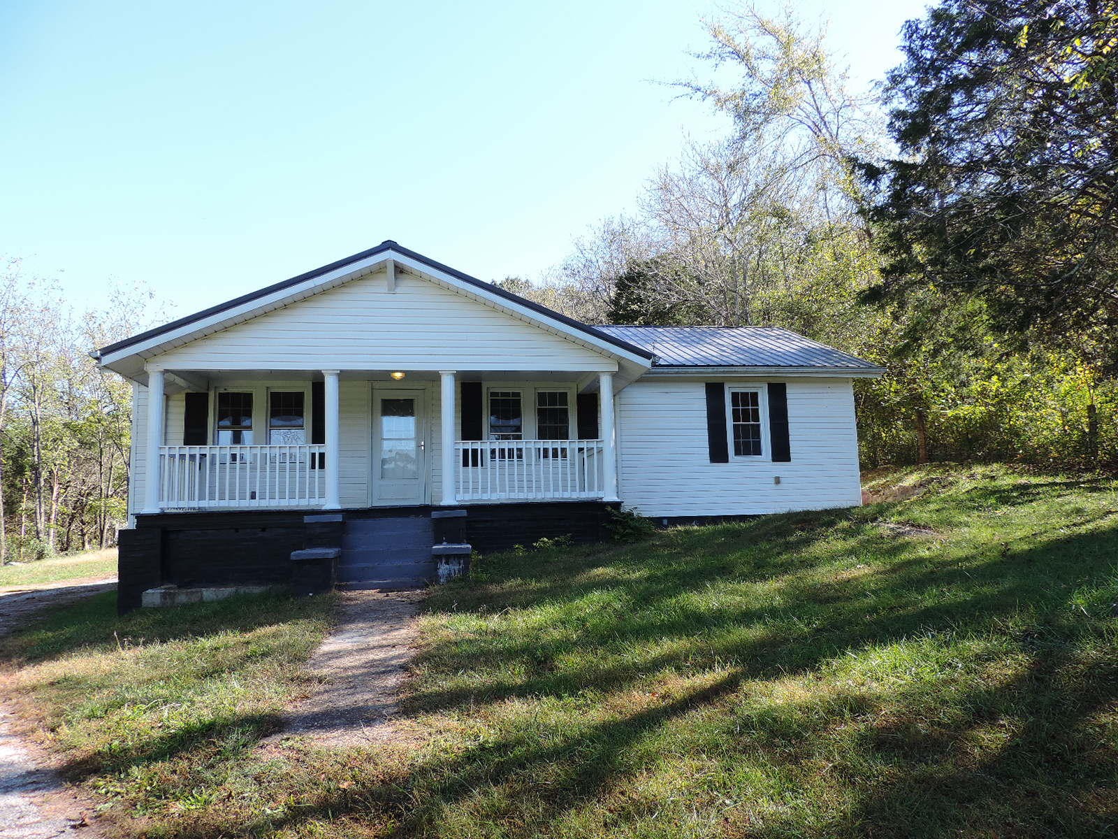 269 Knob Road Rutledge, TN 37861 - Photo 4 of 31 Gallery Image 4