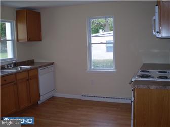 59 Pecks Corner-Cohansey Road Bridgeton, NJ 08302 - Photo 6 of 12 Kitchen