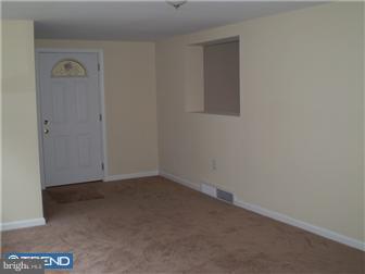 59 Pecks Corner-Cohansey Road Bridgeton, NJ 08302 - Photo 9 of 12 Living Room