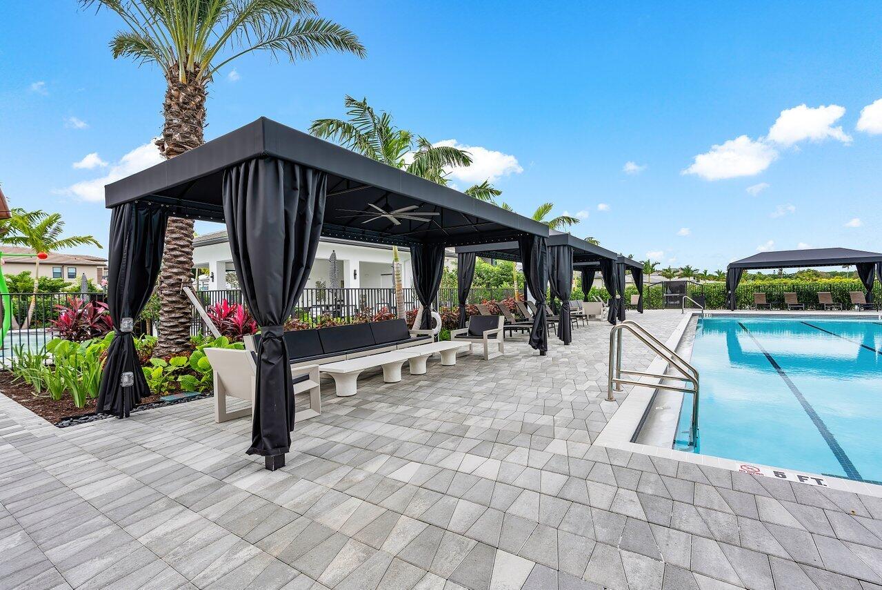 8349 Royal County Down Road Boca Raton, FL 33434 - Photo 36 of 40 084-8227EssexCountryClubDrive-BocaRaton-
