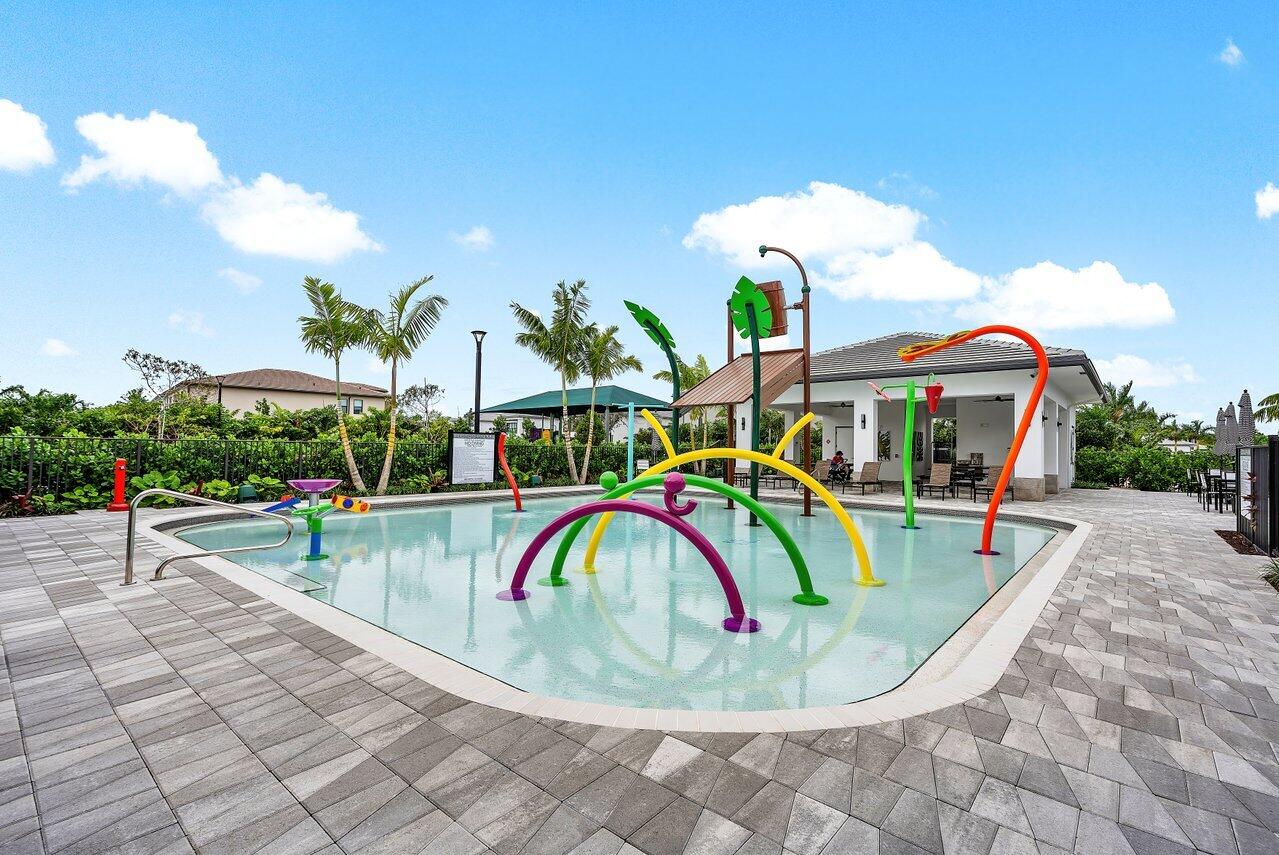 8349 Royal County Down Road Boca Raton, FL 33434 - Photo 38 of 40 086-8227EssexCountryClubDrive-BocaRaton-