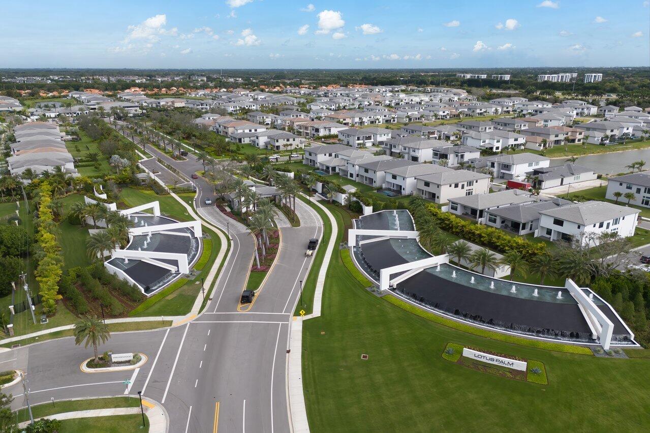 8349 Royal County Down Road Boca Raton, FL 33434 - Photo 7 of 40 069-8227EssexCountryClubDrive-BocaRaton-