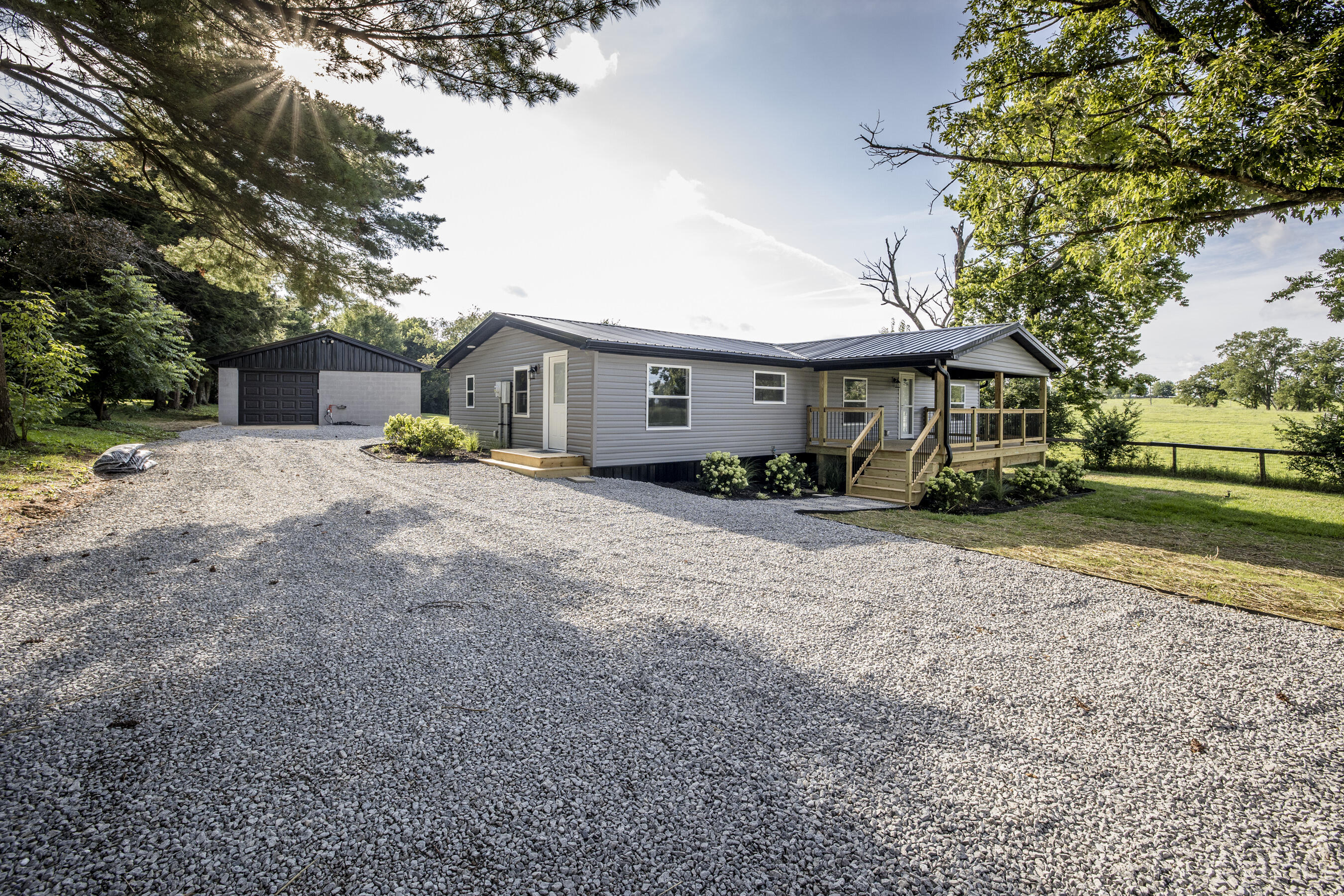 260709_809 Hill Rd_SDI_0001