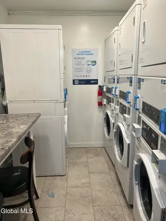 $1,300 | 5 Broadway, Unit 308, Troy, NY 12180