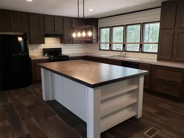 $265,900 | 11642 Sparks Davis Road, Keithville, LA 71047