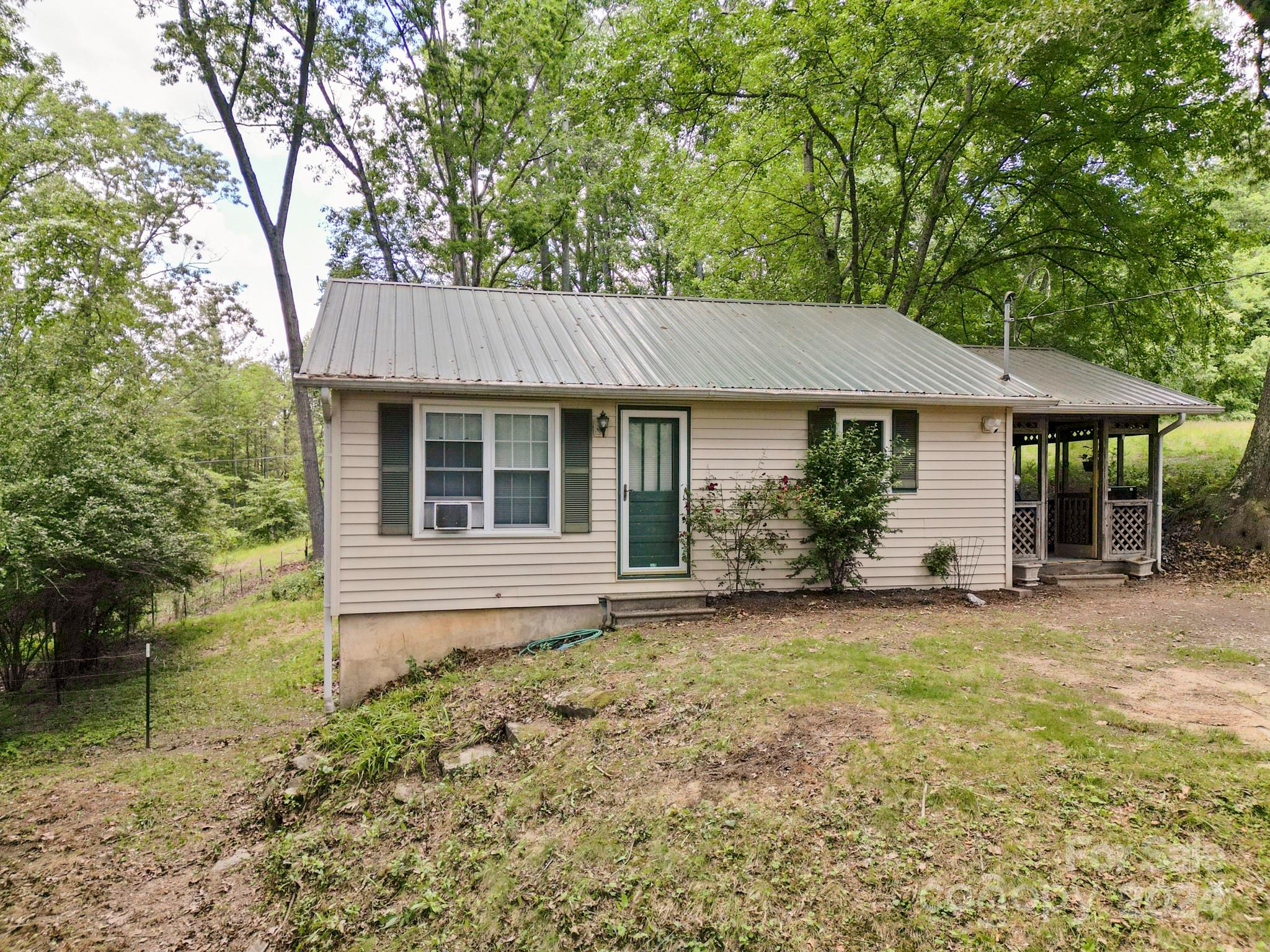 85 Sandy Flat Mountain Road Fletcher, NC 28732 - Photo 1 of 31