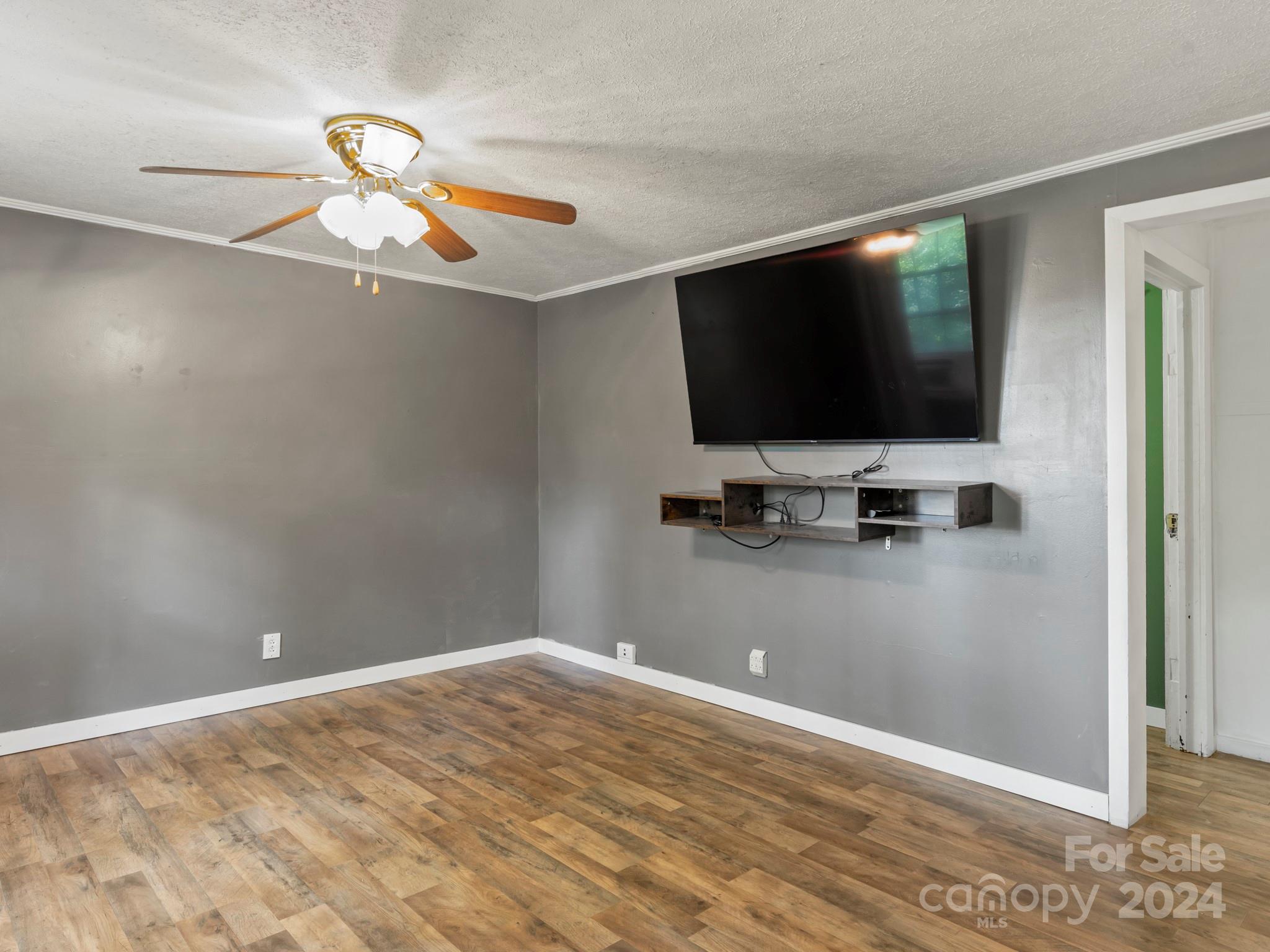 85 Sandy Flat Mountain Road Fletcher, NC 28732 - Photo 10 of 31