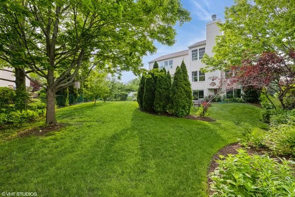 $375,000 | 853 Savanna Springs Drive, Lake Villa, IL 60046