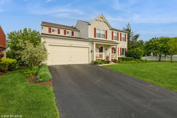 $375,000 | 853 Savanna Springs Drive, Lake Villa, IL 60046