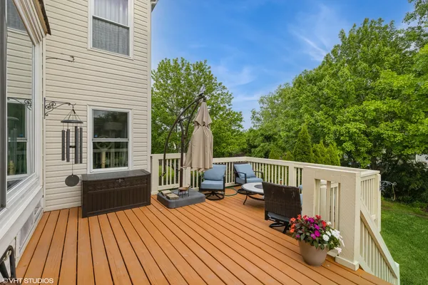 $375,000 | 853 Savanna Springs Drive, Lake Villa, IL 60046