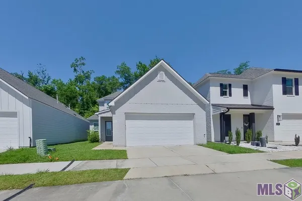 $2,000 | 6410 Roux Drive, Baton Rouge, LA 70817