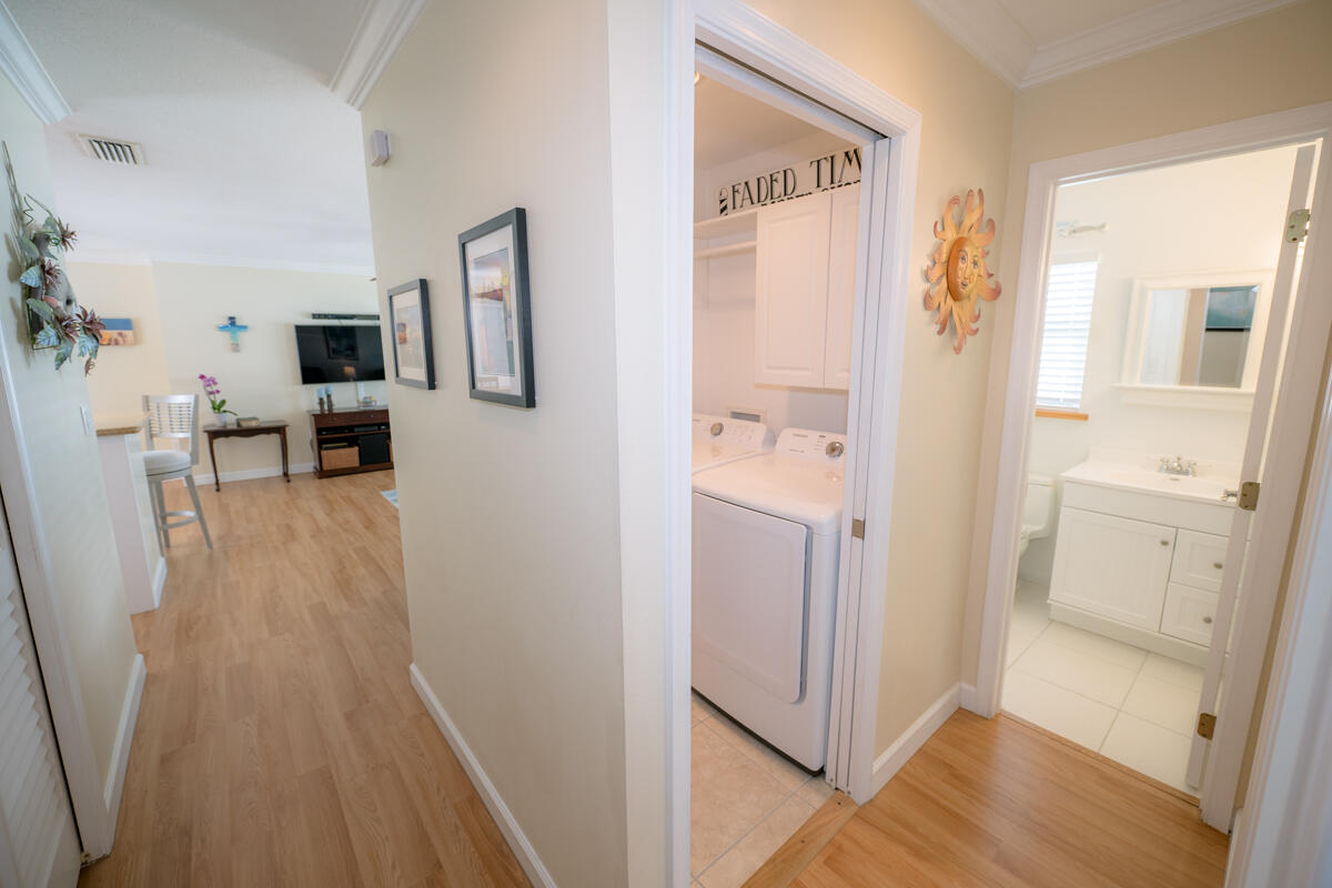 40 High Point Road, Unit 703 Tavernier, FL 33070 - Photo 23 of 32 Washer Dryer 241028_CJ Condo-71