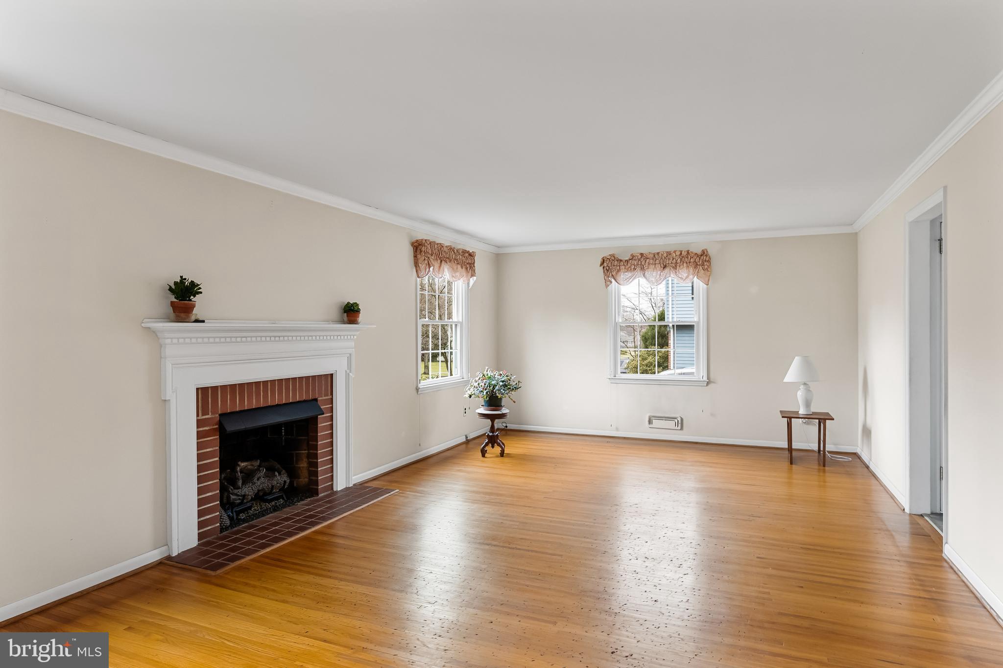 184 Pearl Croft Road Cherry Hill, NJ 08034 - Photo 6 of 37