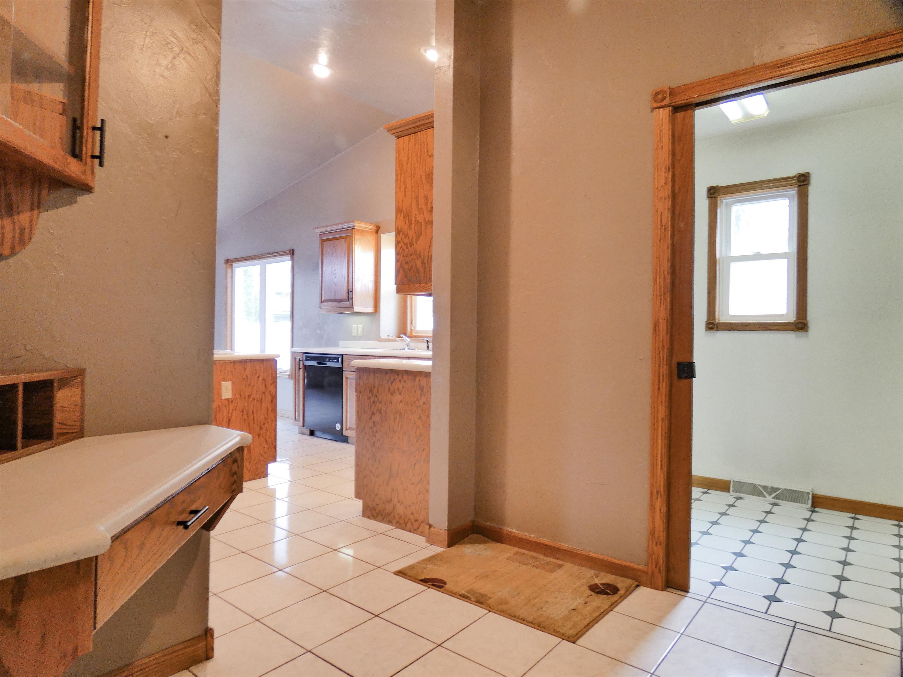 702 Carol Lane Pulaski, WI 54162 - Photo 16 of 47