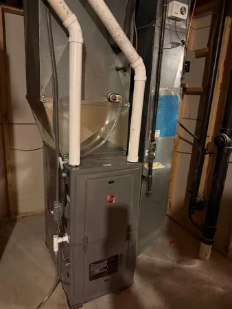 $378,900 | 702 Carol Lane, Pulaski, WI 54162