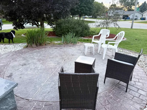 $378,900 | 702 Carol Lane, Pulaski, WI 54162