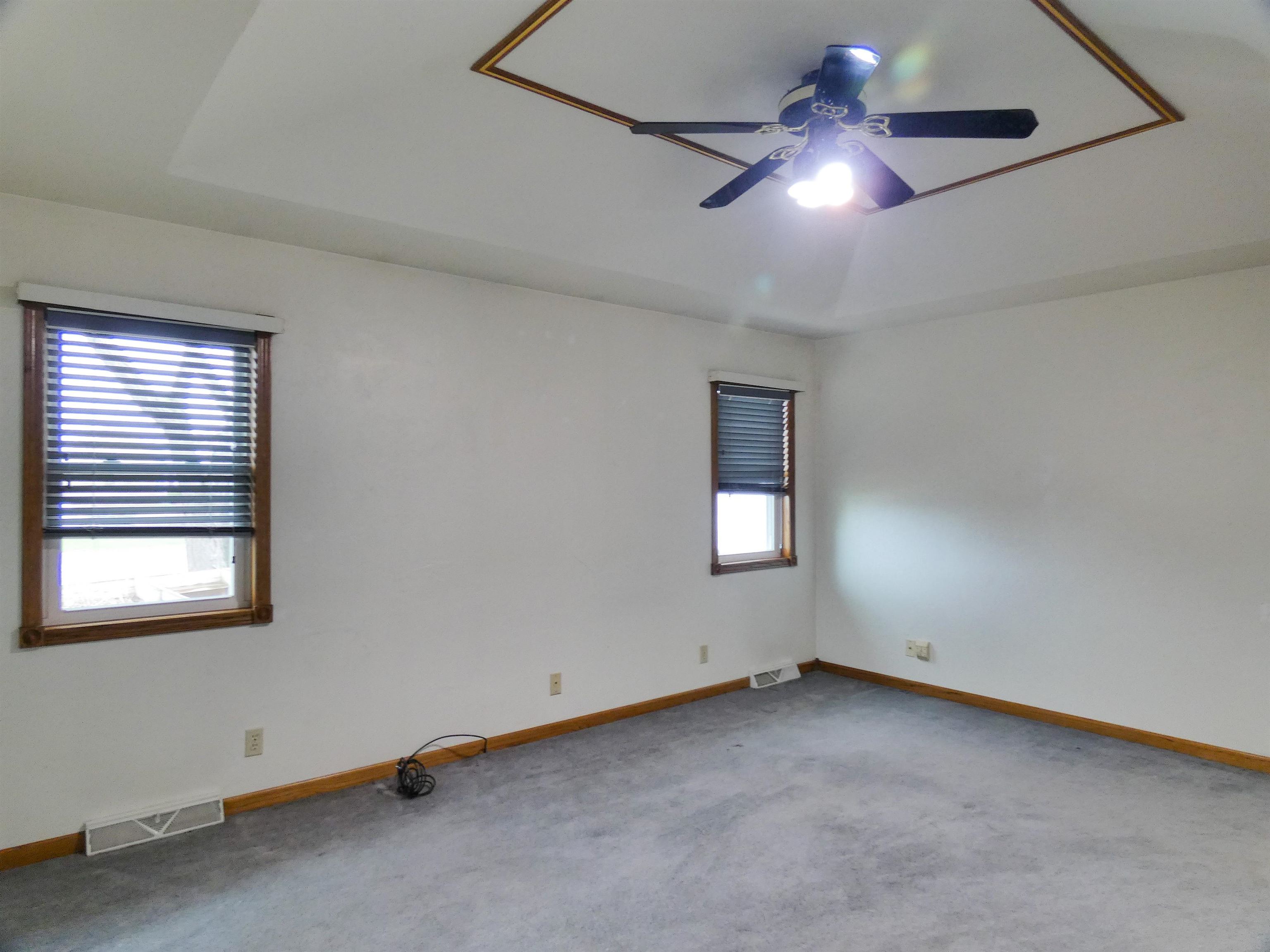 702 Carol Lane Pulaski, WI 54162 - Photo 28 of 47