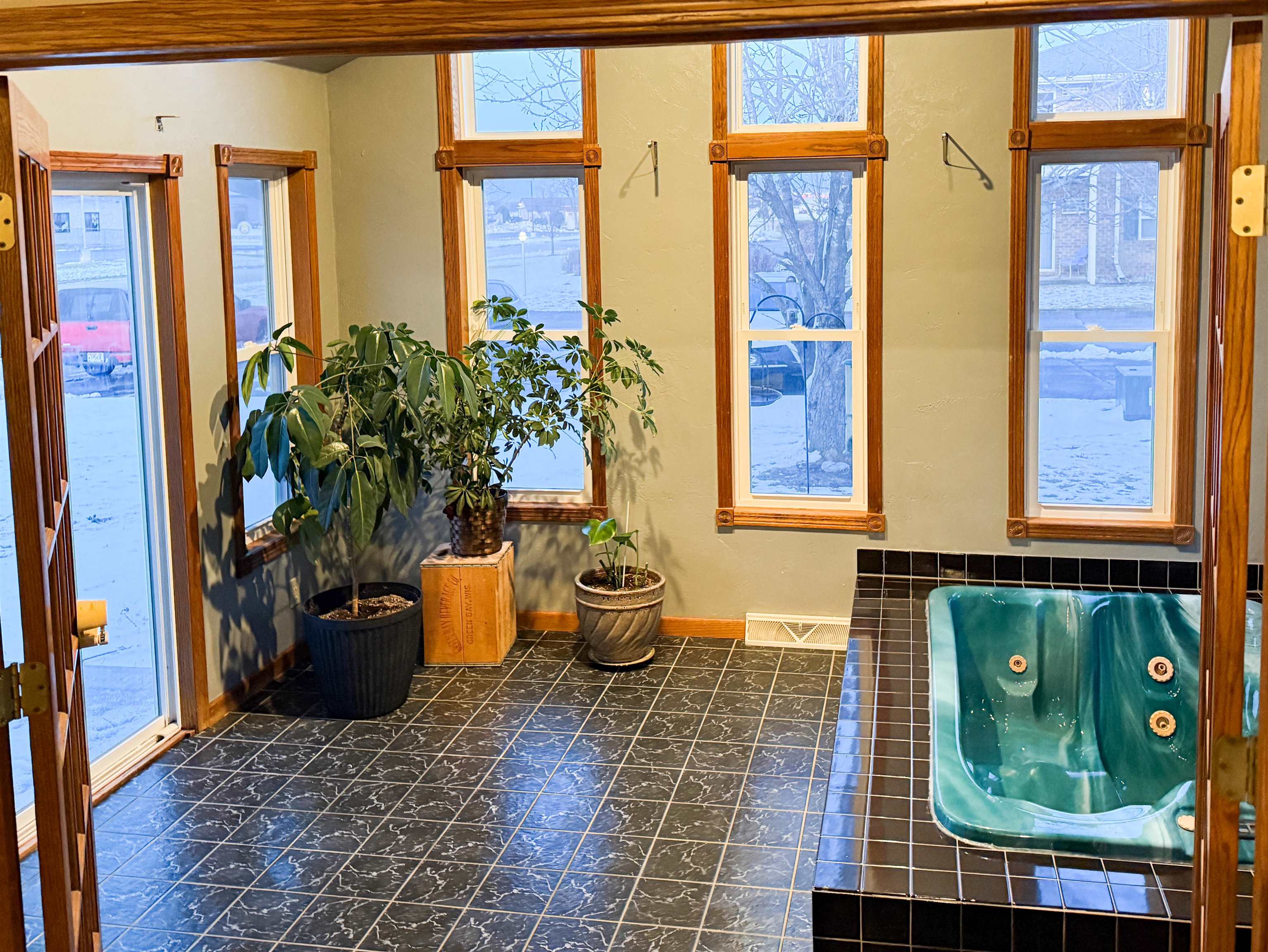 702 Carol Lane Pulaski, WI 54162 - Photo 3 of 30